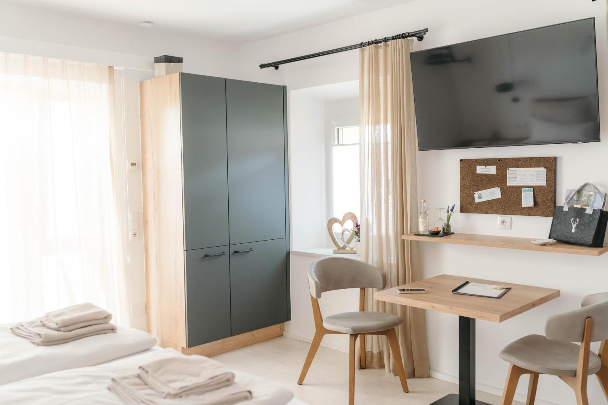 Burgau Pension Blumenwiese - Mitten Im Thermenland מראה חיצוני תמונה